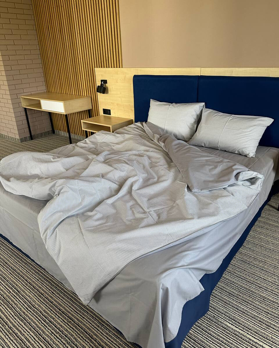 Premium Ranforce Cotton Bedding Set – Urban Grey Stripes