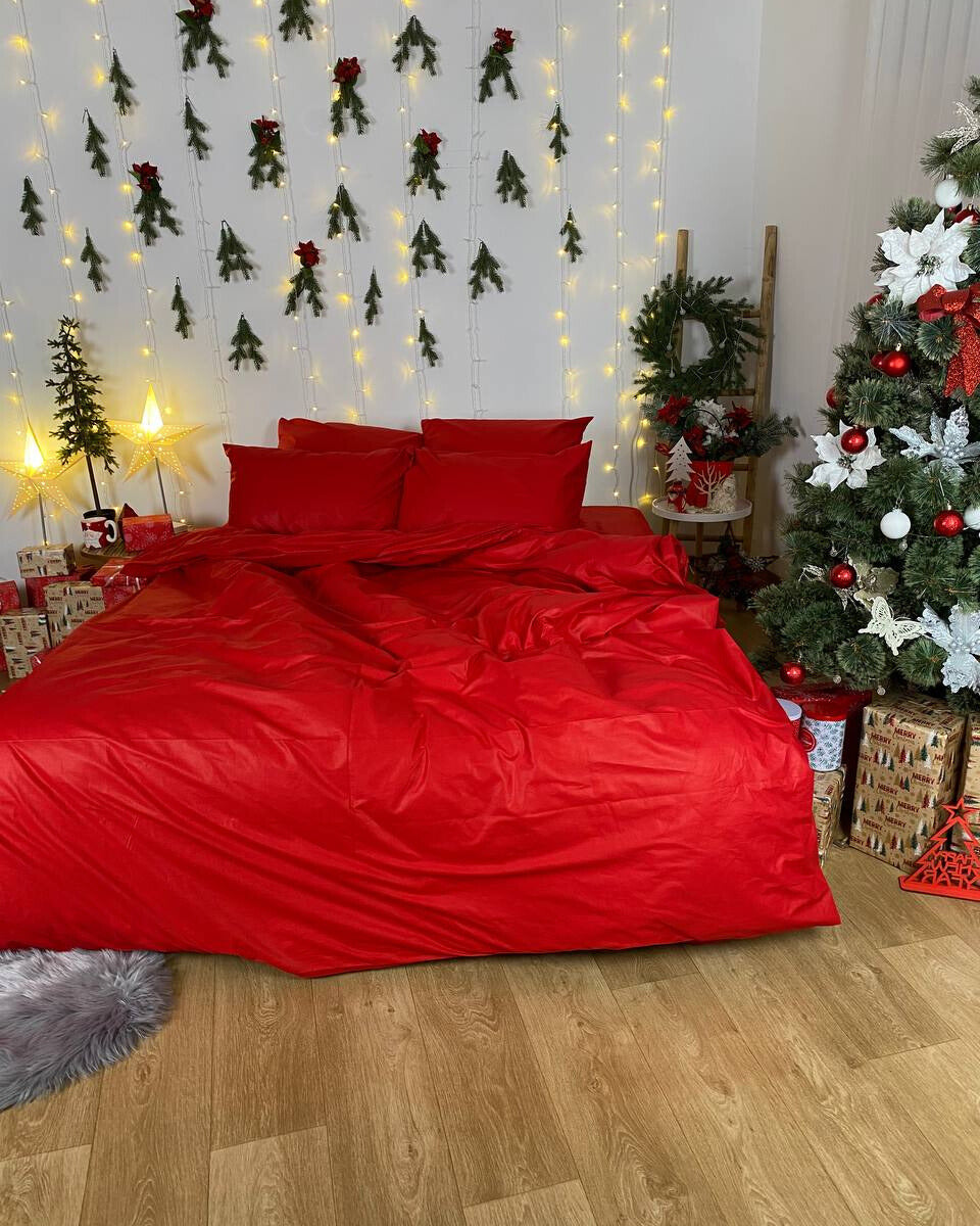 Premium Ranforce Cotton Bedding Set – Holiday Red Glow