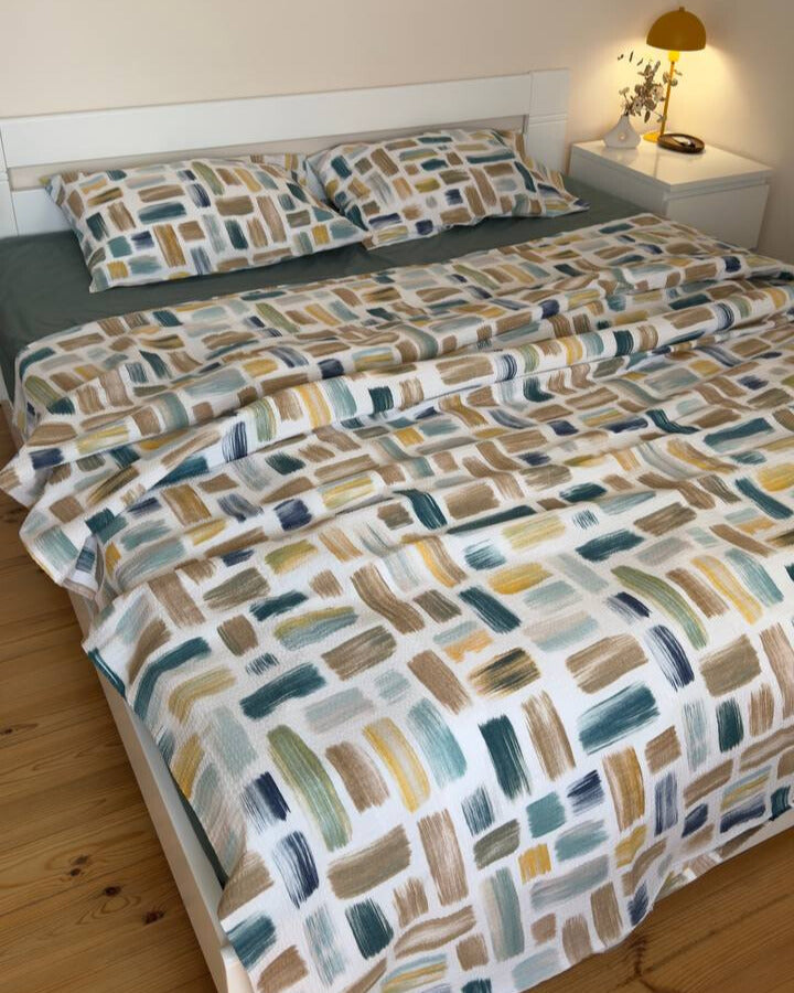 Premium Ranforce Seersucker Bedding Set – Green Brushstroke