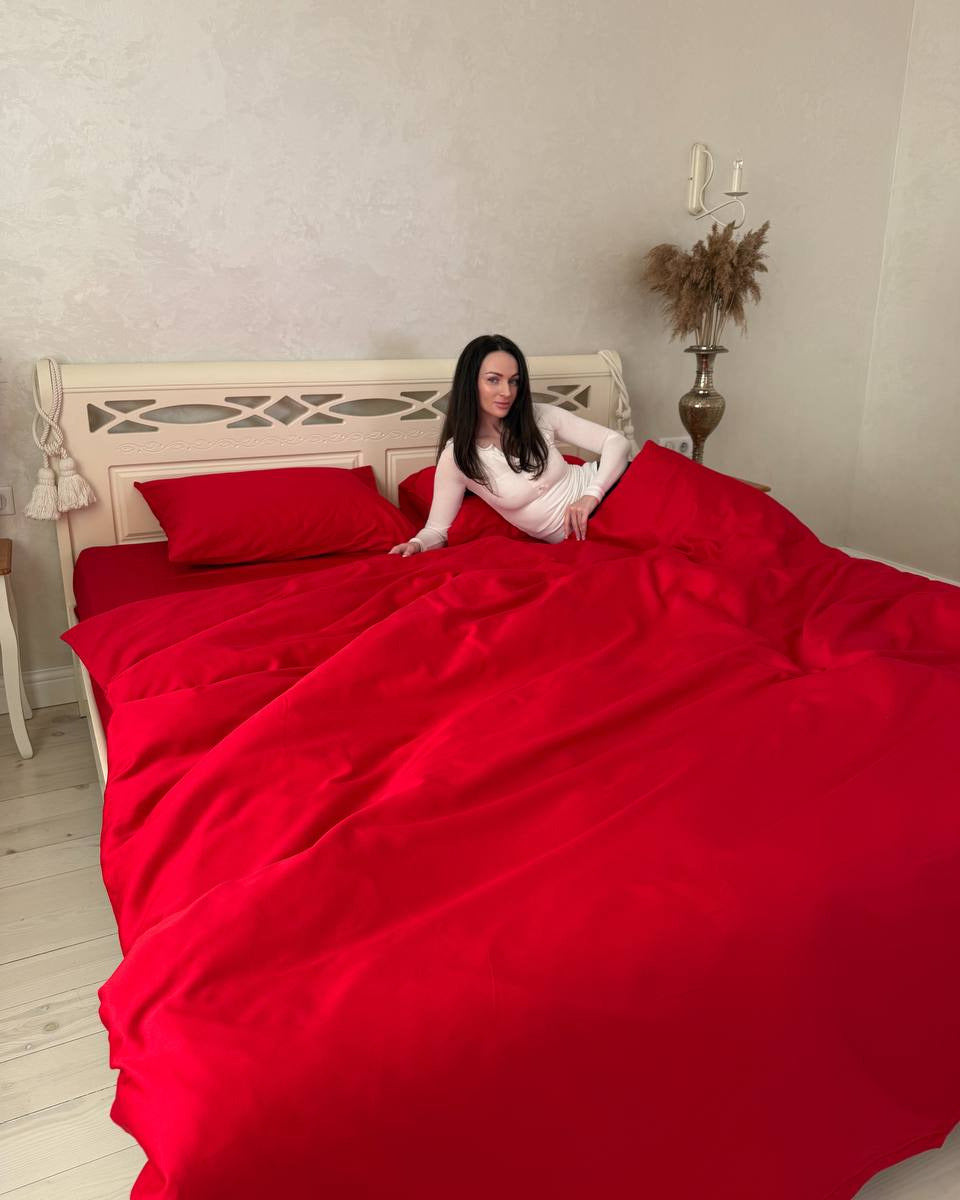 Luxury Cotton Sateen Bedding Set – Scarlet Passion