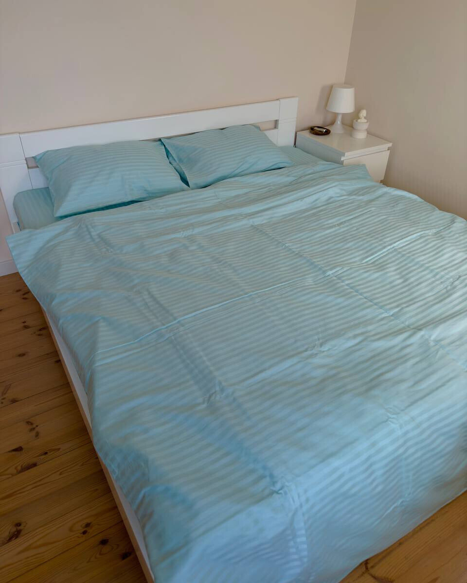 Premium Striped Sateen Bedding Set – Aqua Breeze