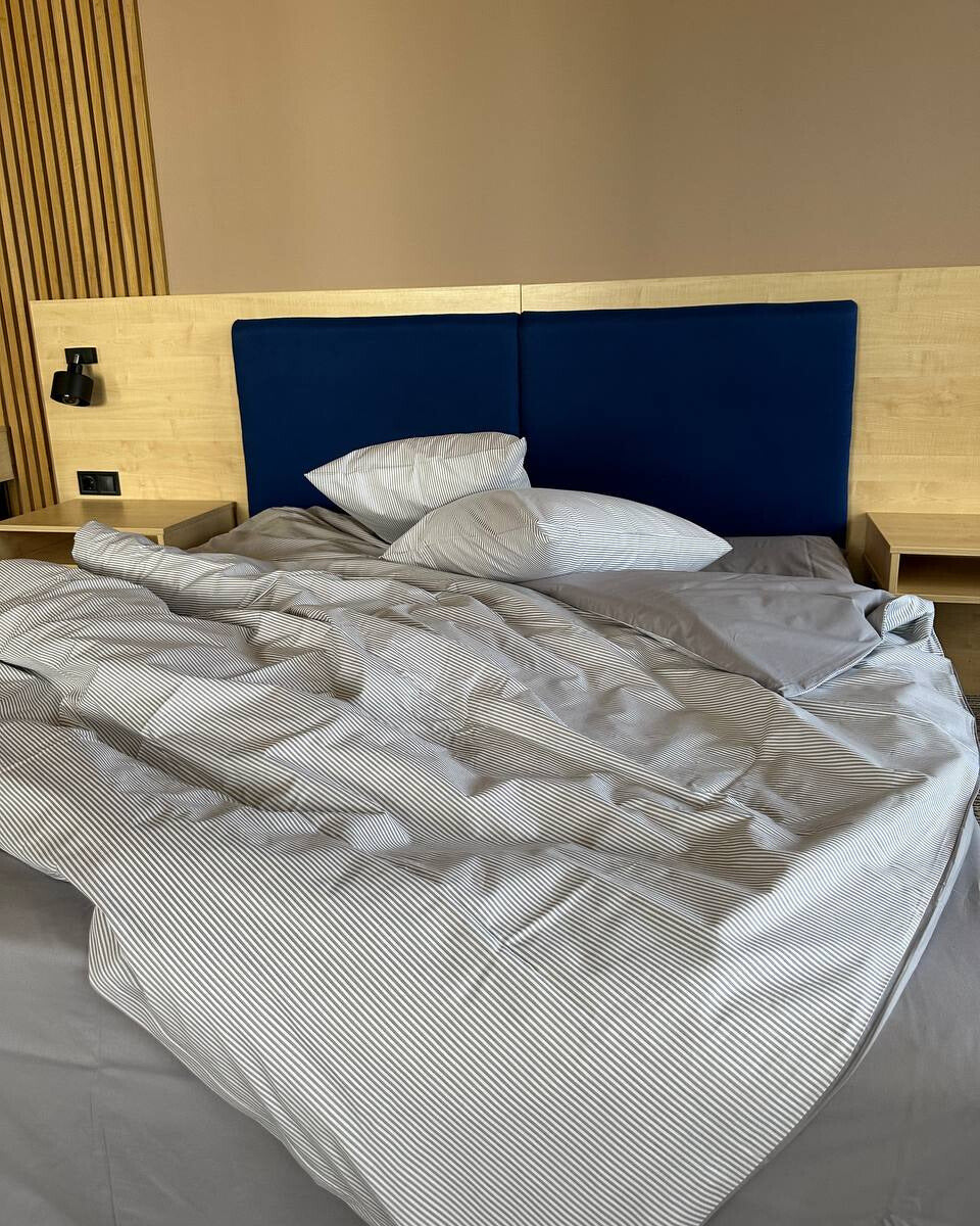 Premium Ranforce Cotton Bedding Set – Urban Grey Stripes