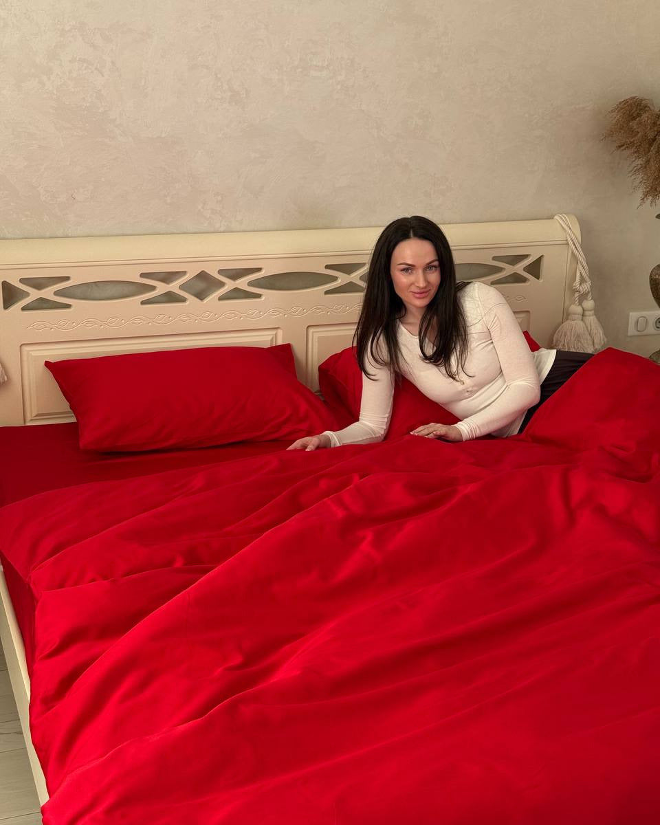 Luxury Cotton Sateen Bedding Set – Scarlet Passion