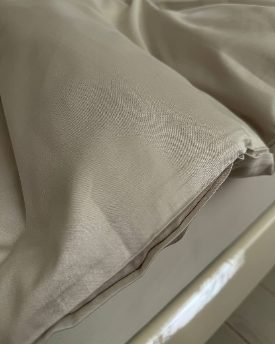 Luxury Cotton Sateen Bedding Set – Pure Ivory