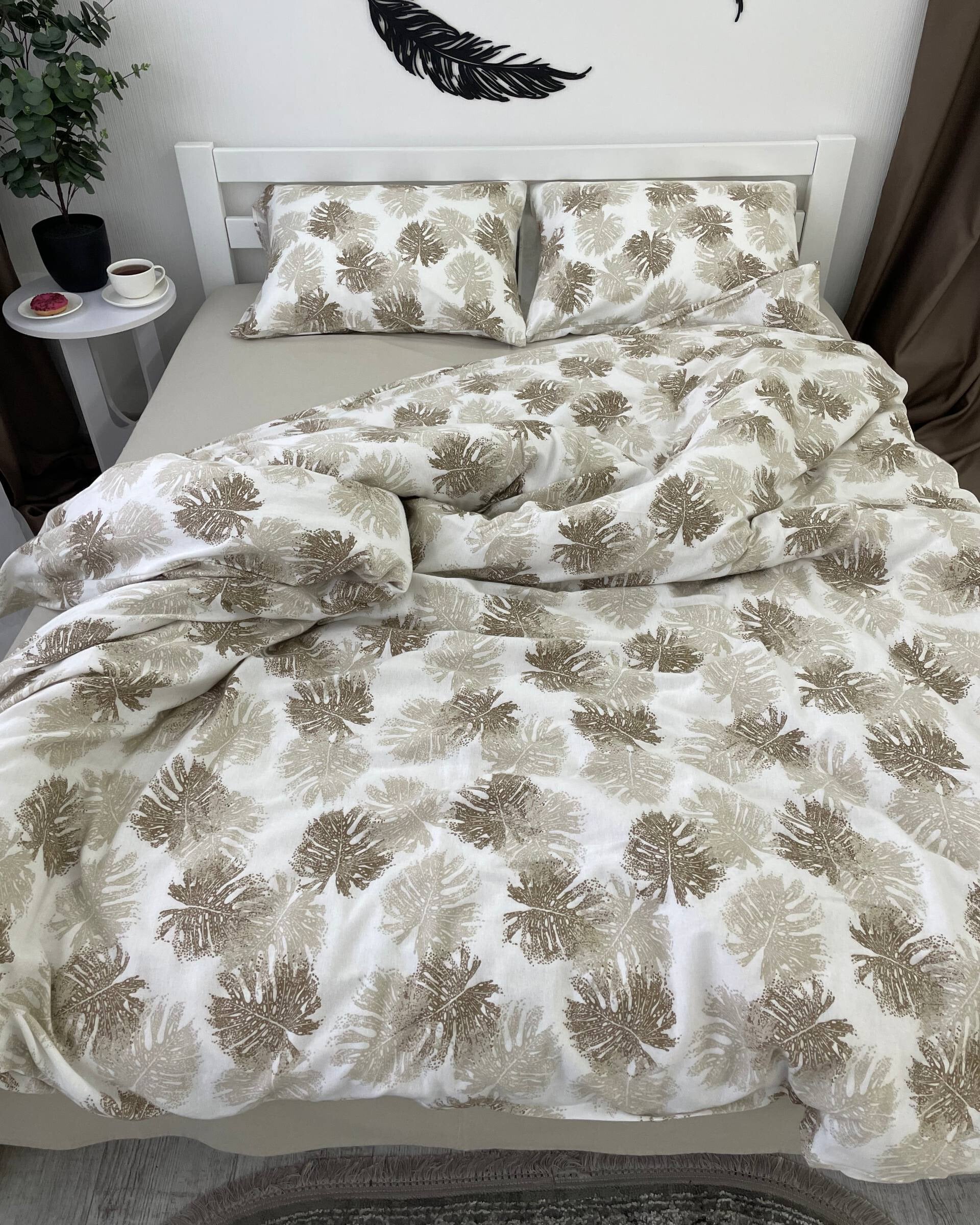 Premium Flannel Bedding Set - Monstera Beige