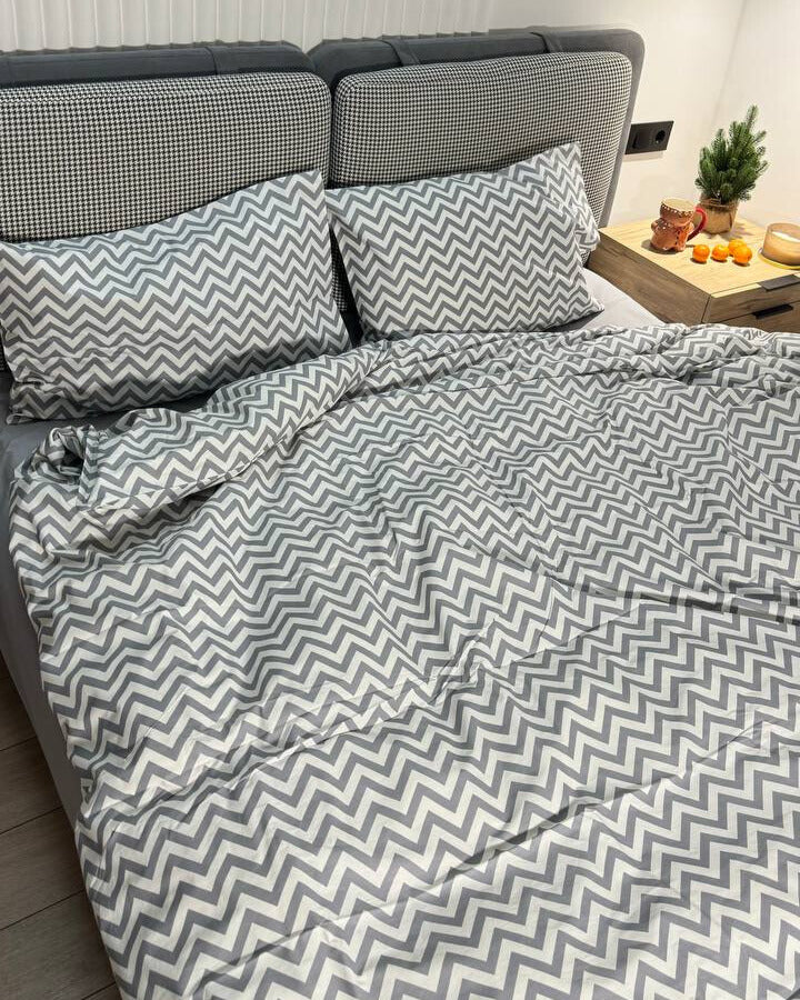 Premium Ranforce Cotton Bedding Set – Grey Motion Lines