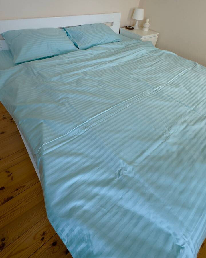 Premium Striped Sateen Bedding Set – Aqua Breeze