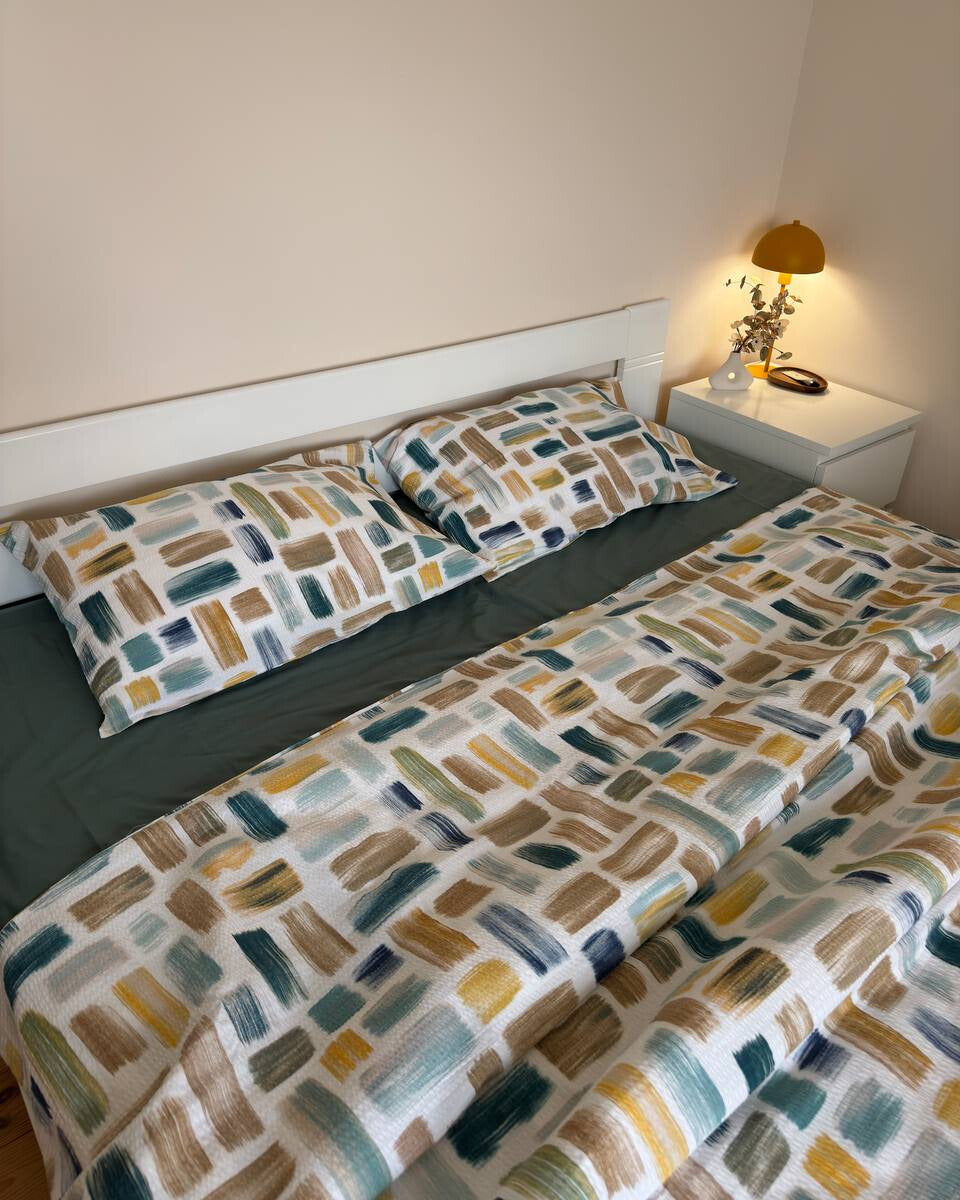 Premium Ranforce Seersucker Bedding Set – Green Brushstroke