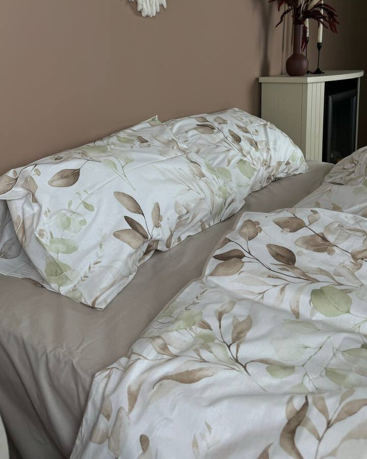 Bedding Set - "Almond Breeze"