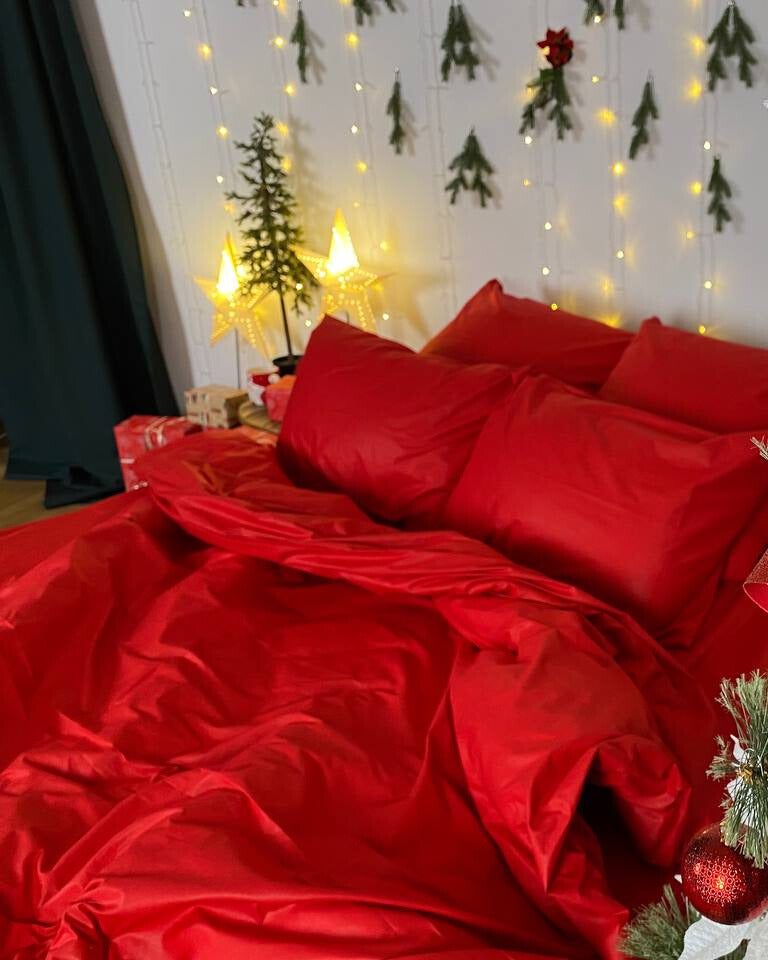 Bedding Set - "Scarlet Joy"