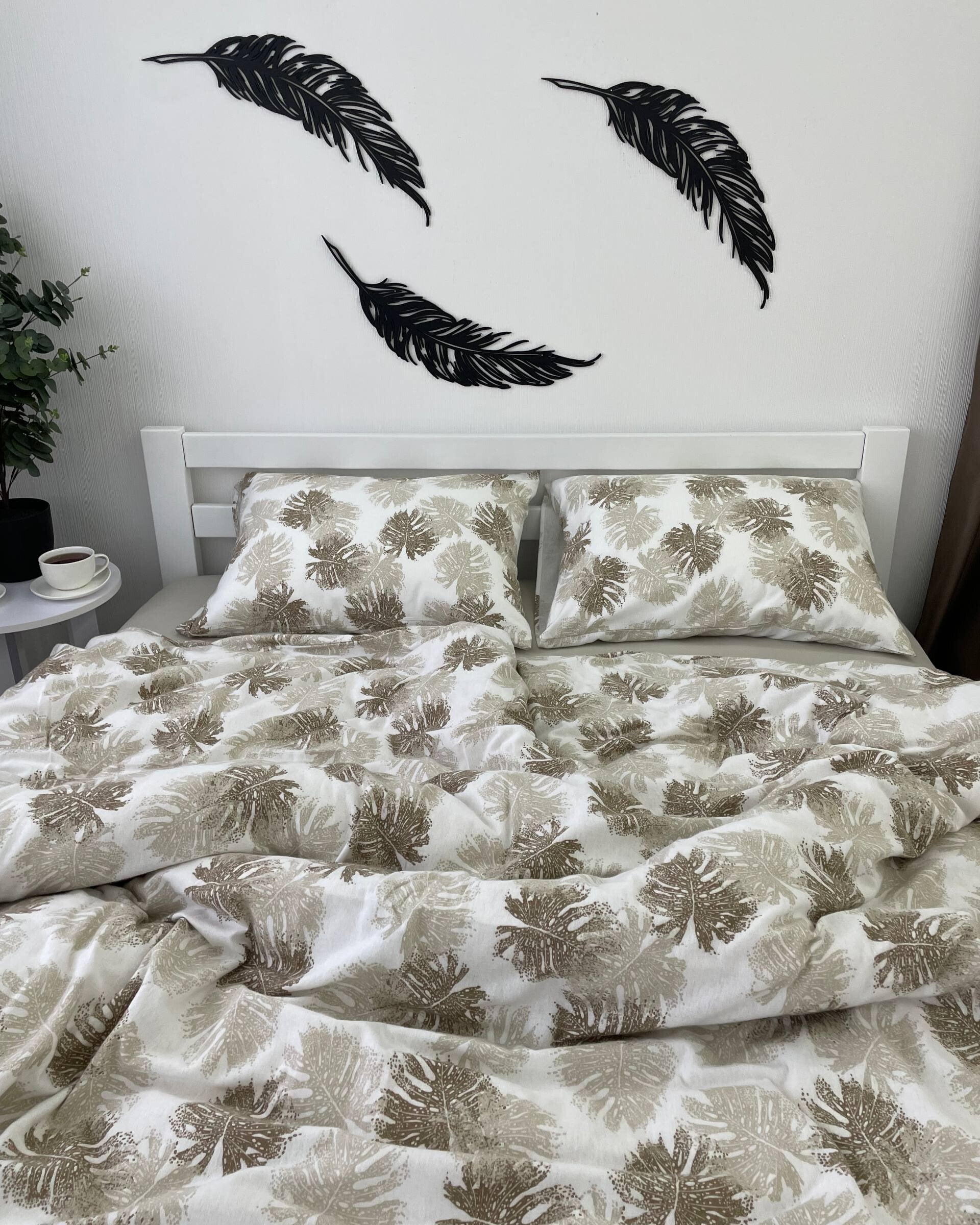 Premium Flannel Bedding Set - Monstera Beige
