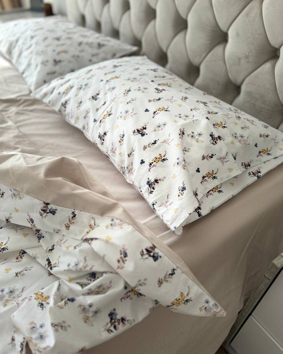 Bedding Set - "Floral Haze"