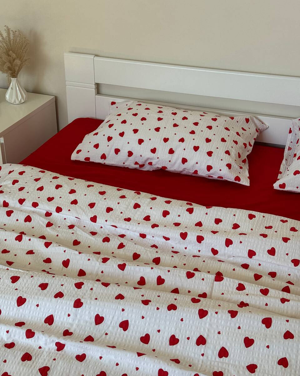 Premium Seersucker Cotton Bedding Set – Red Heart