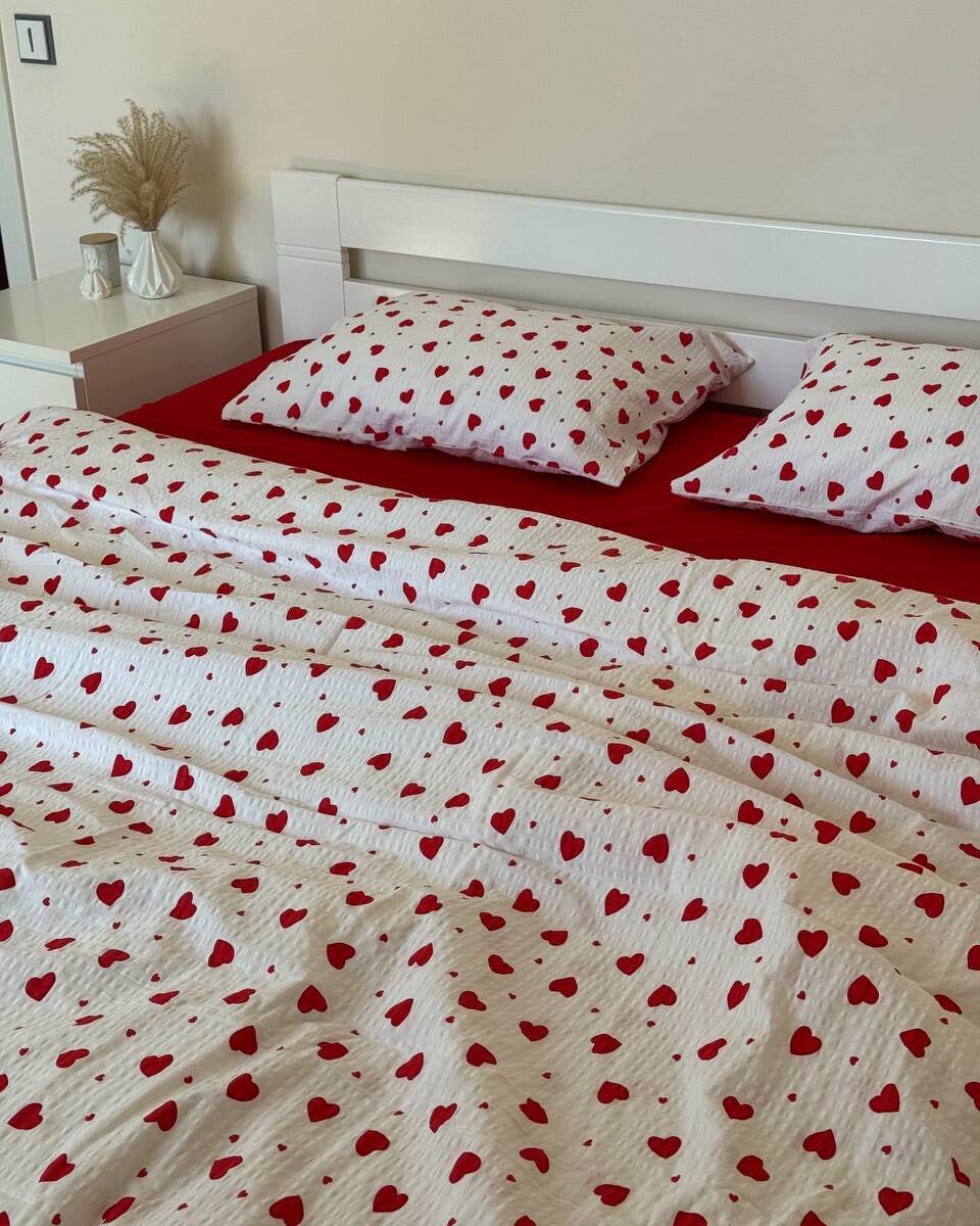Premium Seersucker Cotton Bedding Set – Red Heart