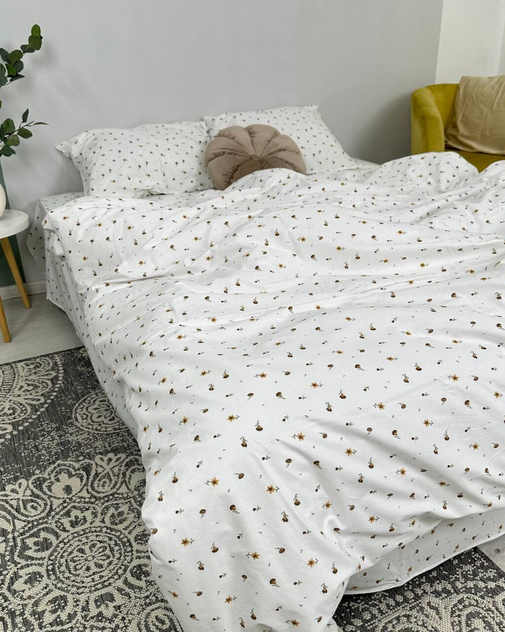 Premium Ranforce Cotton Bedding Set – Autumn Sprinkles