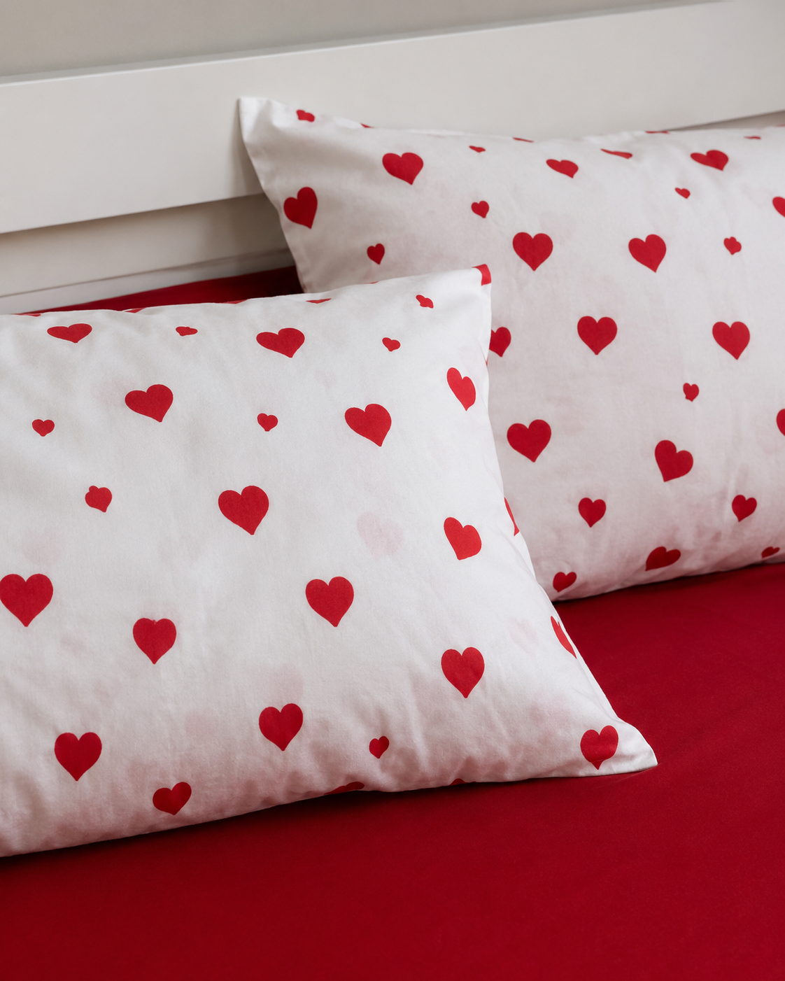 Ranforce Cotton Bedding Set – Scarlet Heart Harmony