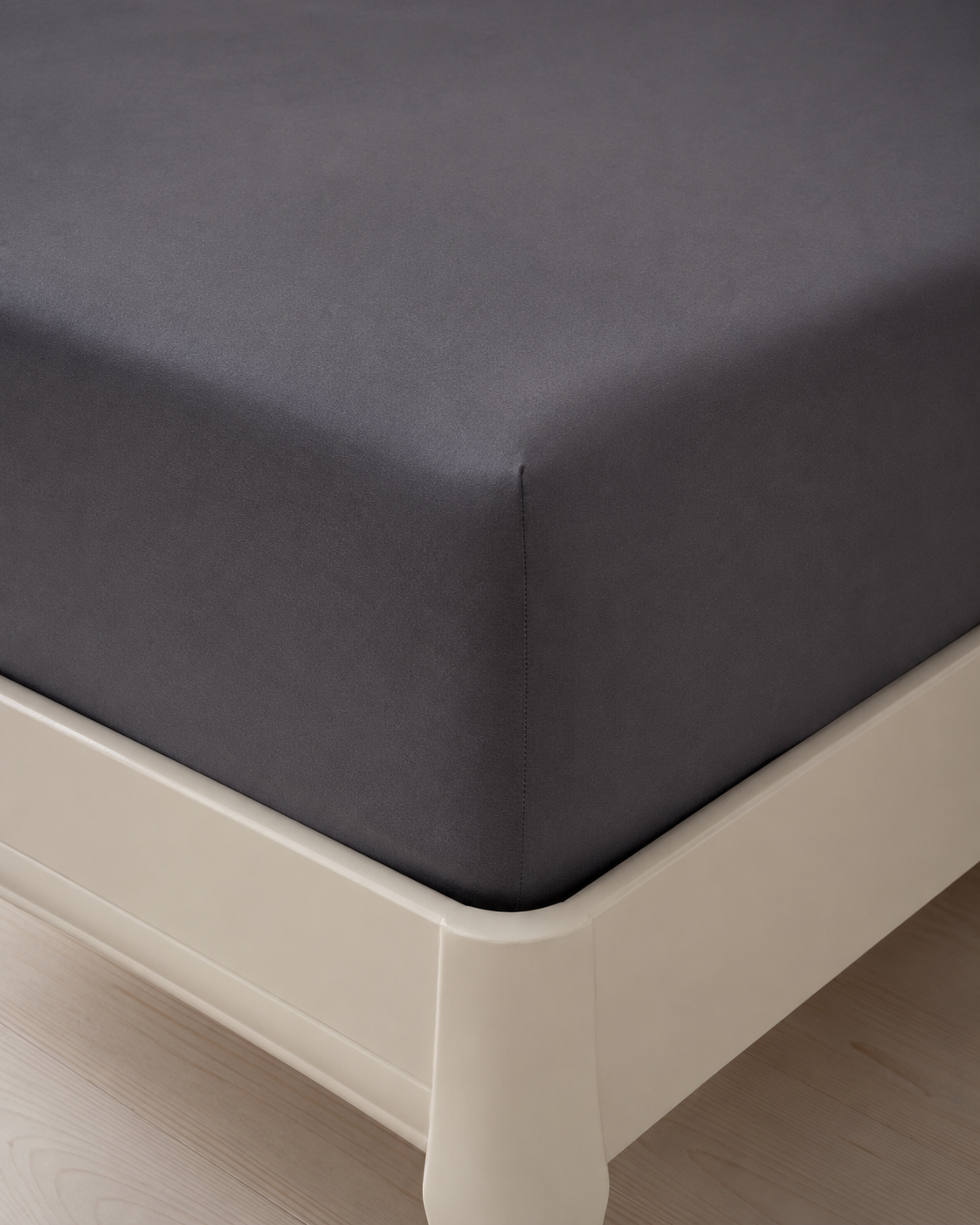 Luxury Cotton Sateen Bedding Set – Graphite Silk