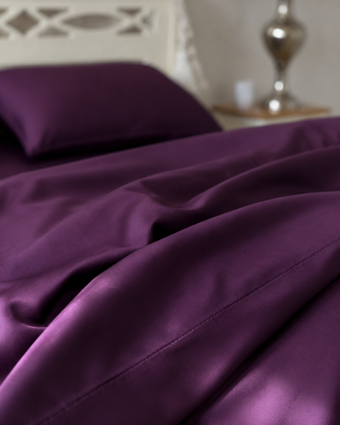 Luxury Cotton Sateen Bedding Set – Deep Plum Elegance