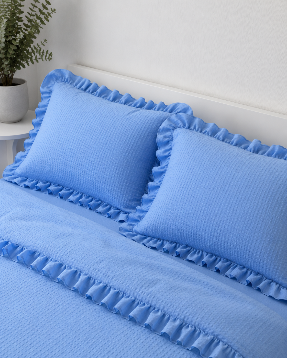 Seersucker Ruffle Cotton Bedding Set — Blue Serenity