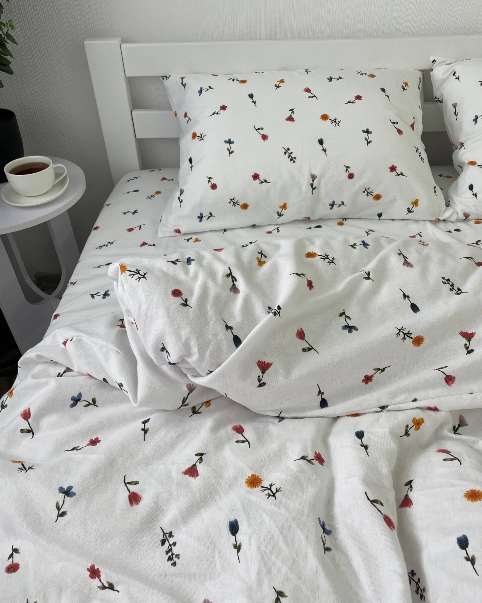 Premium Flannel Bedding Set - Floral Meadow