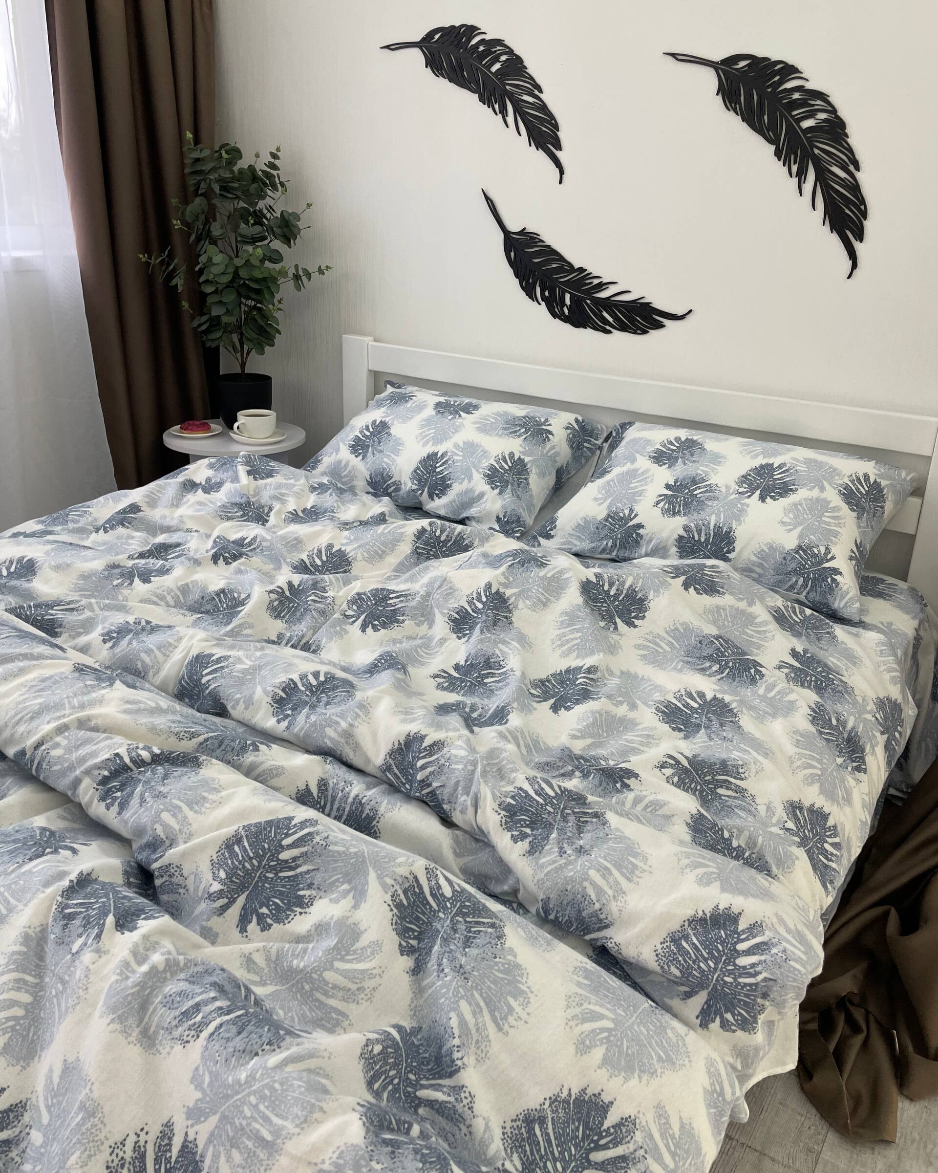 Premium Flannel Bedding Set - Monstera Blue