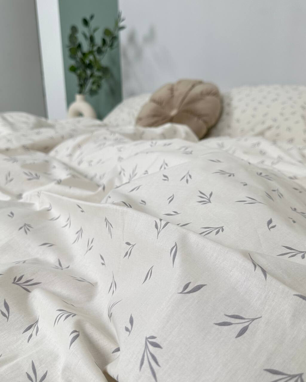 Premium Ranforce Cotton Bedding Set – Soft Leaf Cream