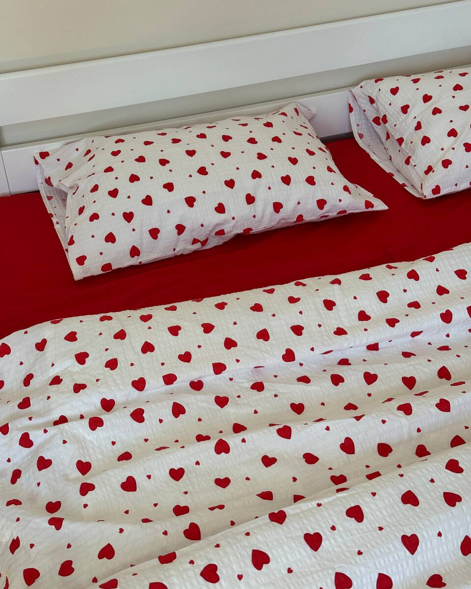 Premium Seersucker Cotton Bedding Set – Red Heart