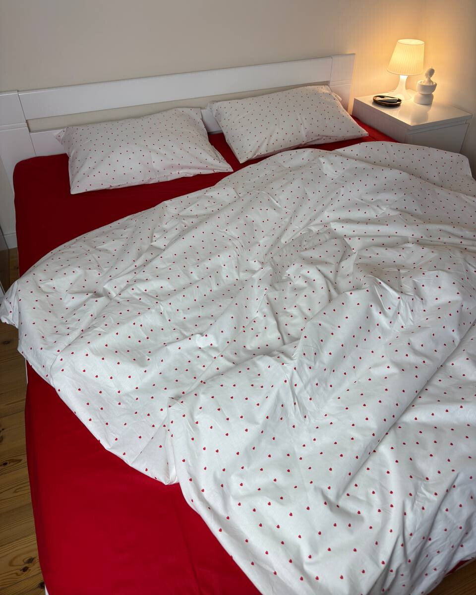 Premium Ranforce Cotton Bedding Set – Sweetheart Red