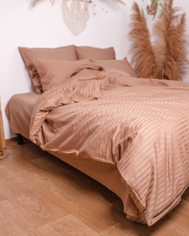 Premium Striped Sateen Cotton Bedding Set – Warm Mocha