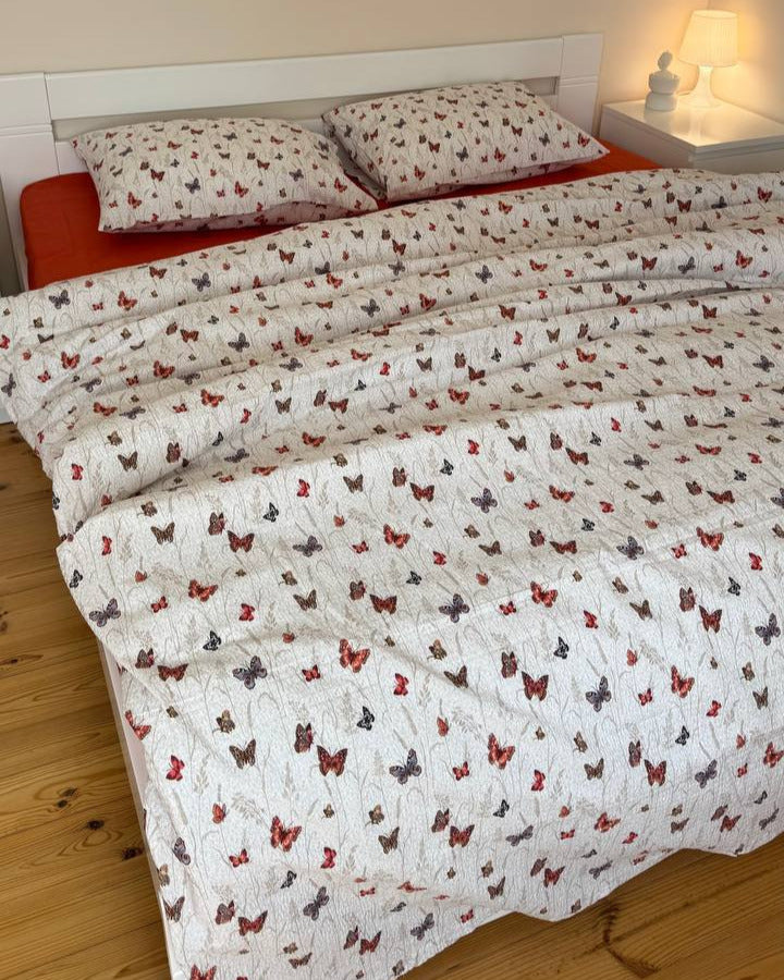 Seersucker Cotton Bedding Set — Butterfly Meadow