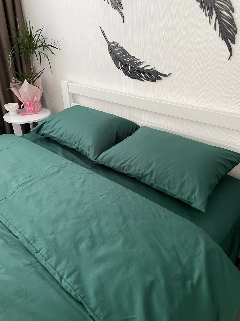 Luxury Cotton Sateen Bedding Set – Emerald Green