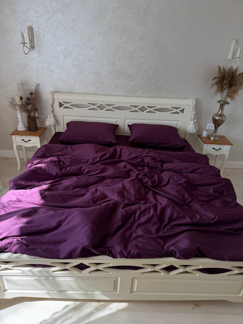 Luxury Cotton Sateen Bedding Set – Deep Plum Elegance