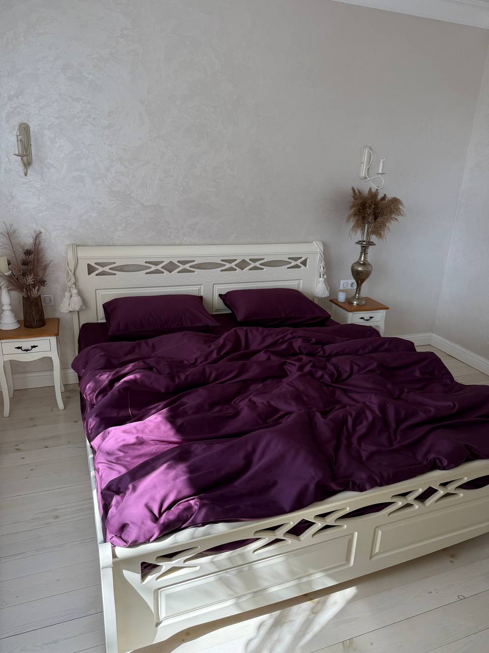 Luxury Cotton Sateen Bedding Set – Deep Plum Elegance